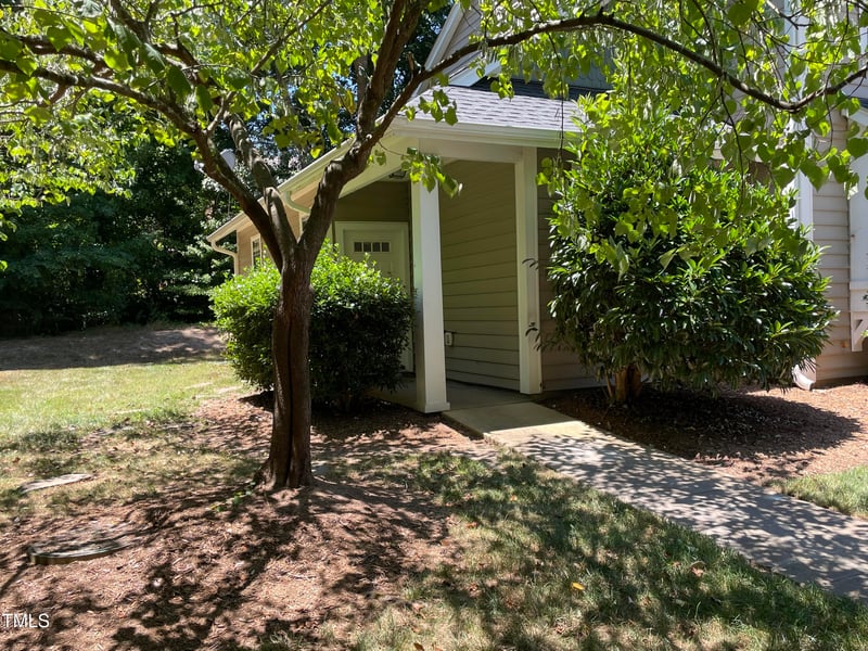2270 Plum Frost Dr, Raleigh, NC 27603
