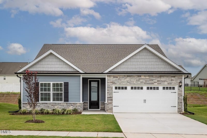 228 Custer Dr, Mebane, NC 27302