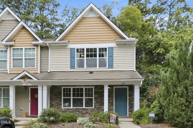 228 Harbor Haven Dr, Apex, NC 27502
