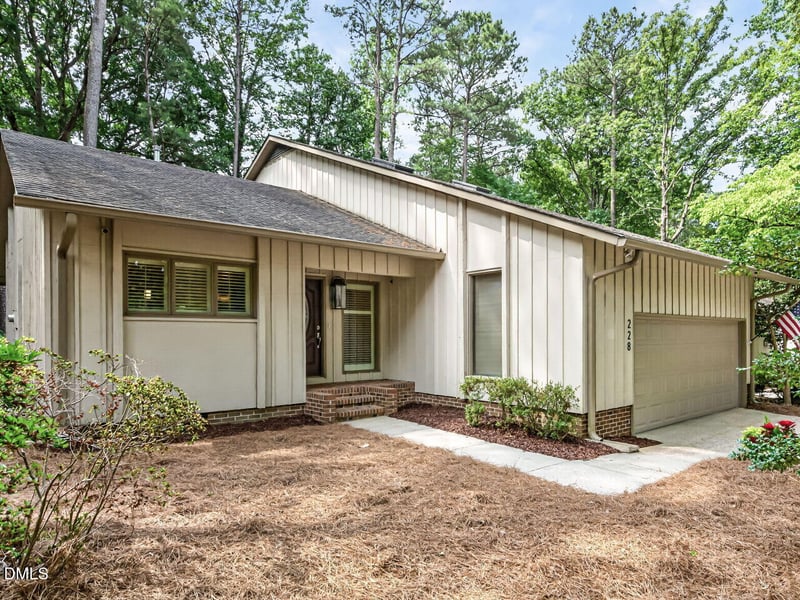 228 Kelso Ct, Cary, NC 27511