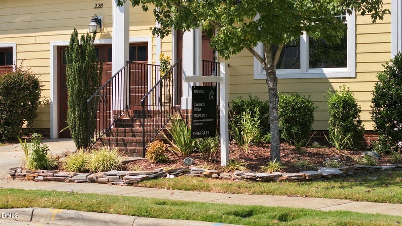 228 Lena Cir #18b, Chapel Hill, NC 27516