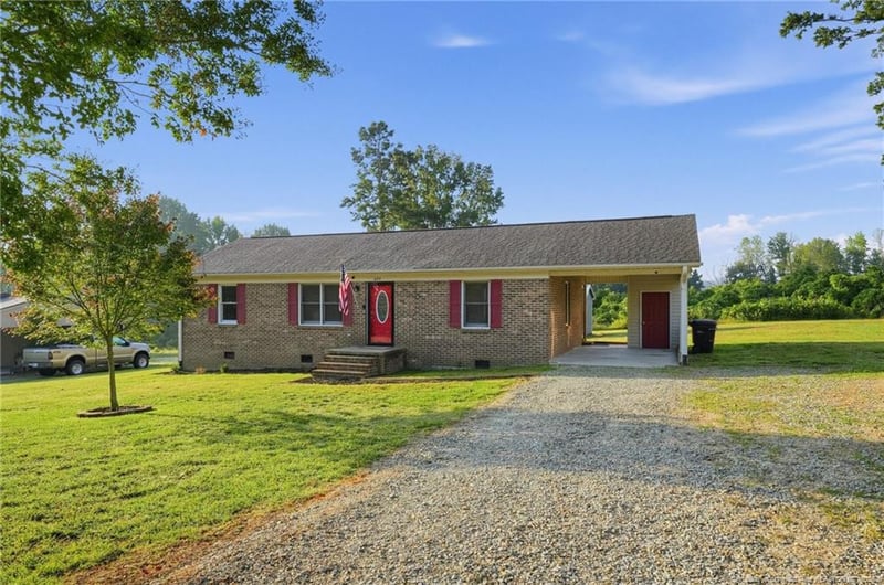 229 Montpelier Ave, Roxboro, NC 27573