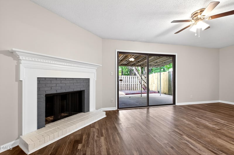 23 Patriot Cir, Durham, NC 27704