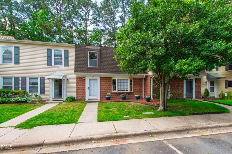 23 Patriot Cir, Durham, NC 27704