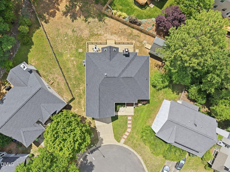 2305 Bolingbrook Ln, Raleigh, NC 27613