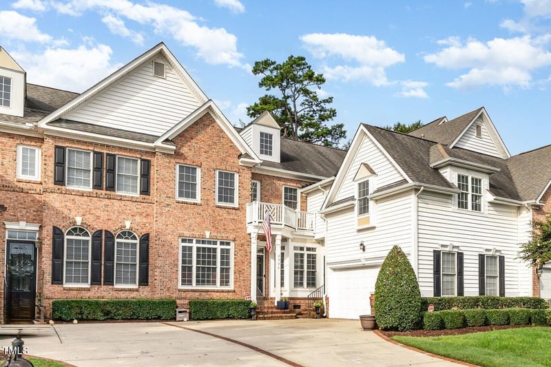 2306 Carriage Oaks Dr, Raleigh, NC 27614