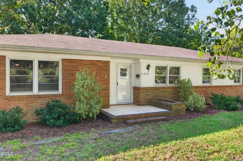 2308 Edgewood Ave, Burlington, NC 27215