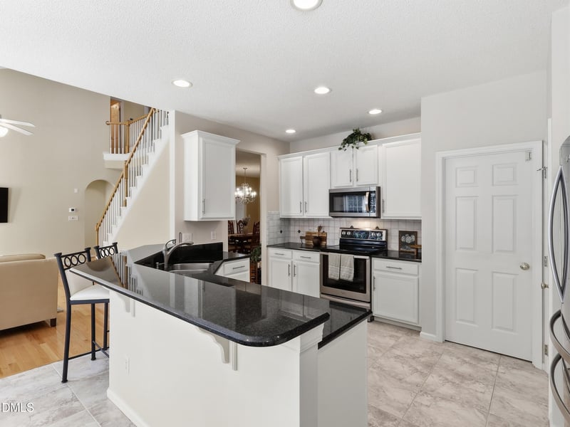 2309 Silver Lake Trl, Raleigh, NC 27606