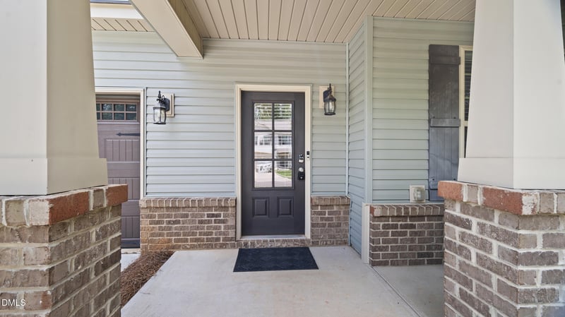 231 Fair Oaks Ct, Mebane, NC 27302