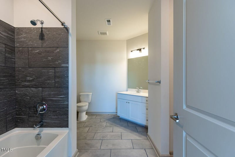 2314 Gathering Sq Ct, Fuquay Varina, NC 27526