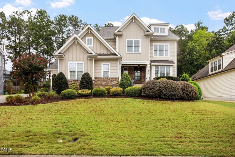 232 Sunset Bluffs Dr, Fuquay Varina, NC 27526