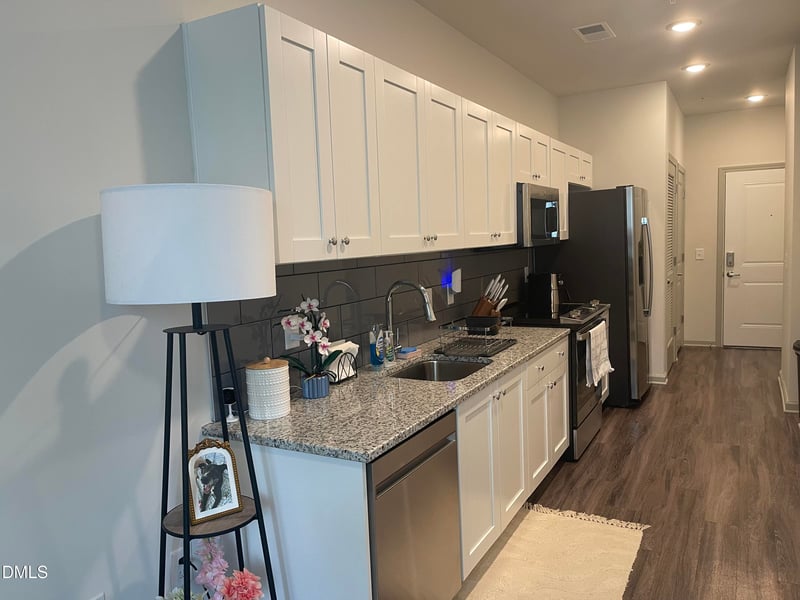 2320 Gathering Sq Ct, Fuquay Varina, NC 27526