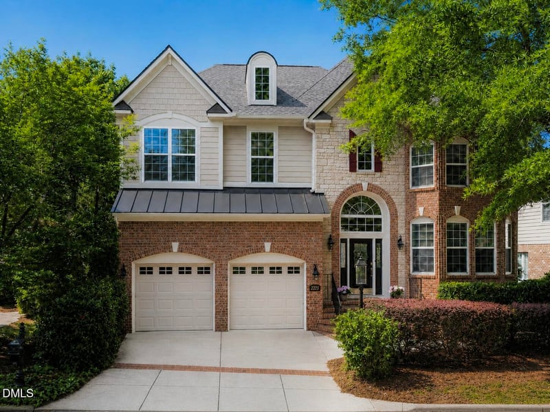 2325 Clayette Ct, Raleigh, NC 27612