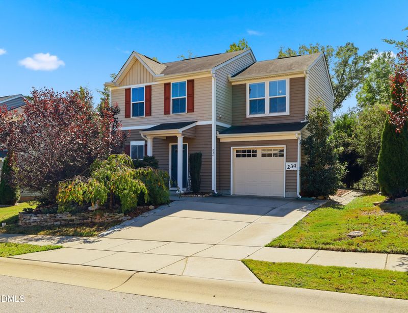 234 Fieldspar Ln, Clayton, NC 27520