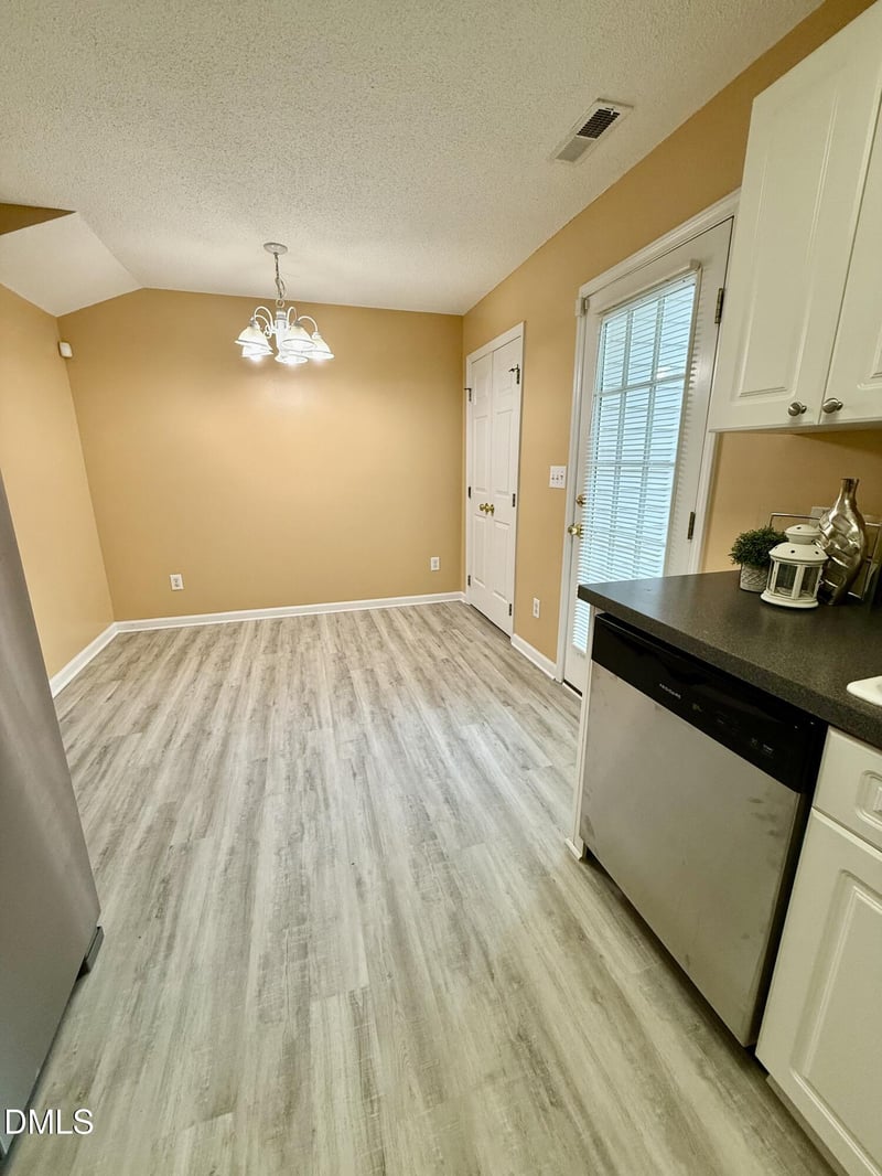 2341 Turtle Point Dr, Raleigh, NC 27604