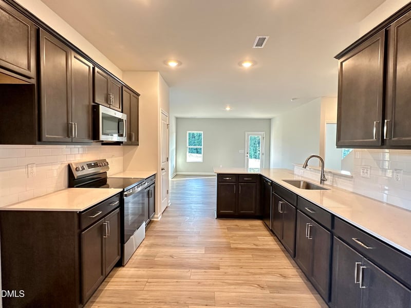235 Buckthorn Dr, Youngsville, NC 27596
