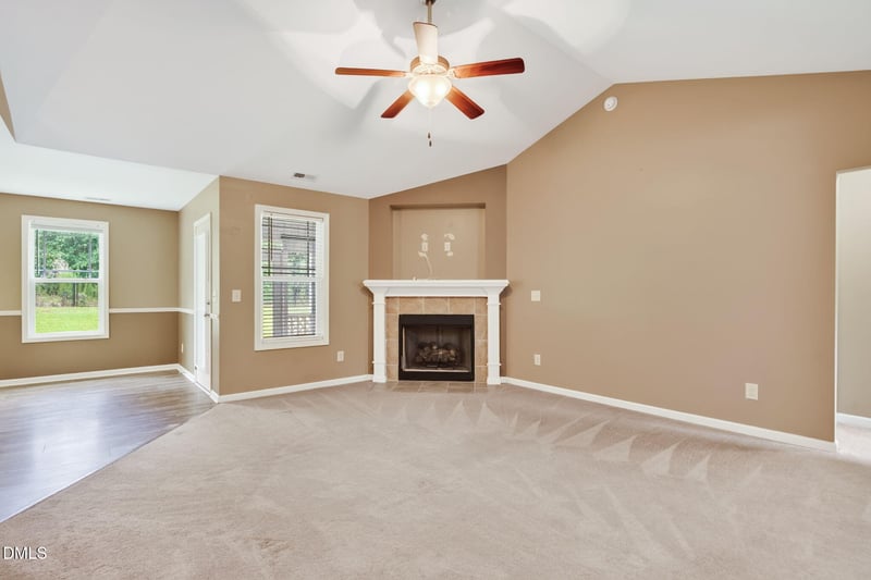 235 Highcroft Cir, Benson, NC 27504
