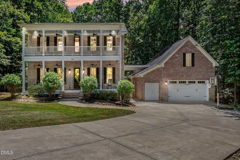 238 Alamo Ct, Clayton, NC 27527