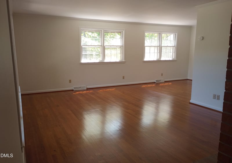 239 N Hamilton Rd N, Chapel Hill, NC 27517
