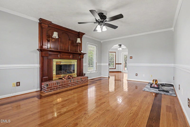 24 Clubhouse Dr, Dunn, NC 28334