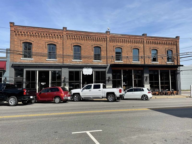 24 N Main St, Franklinton, NC 27525