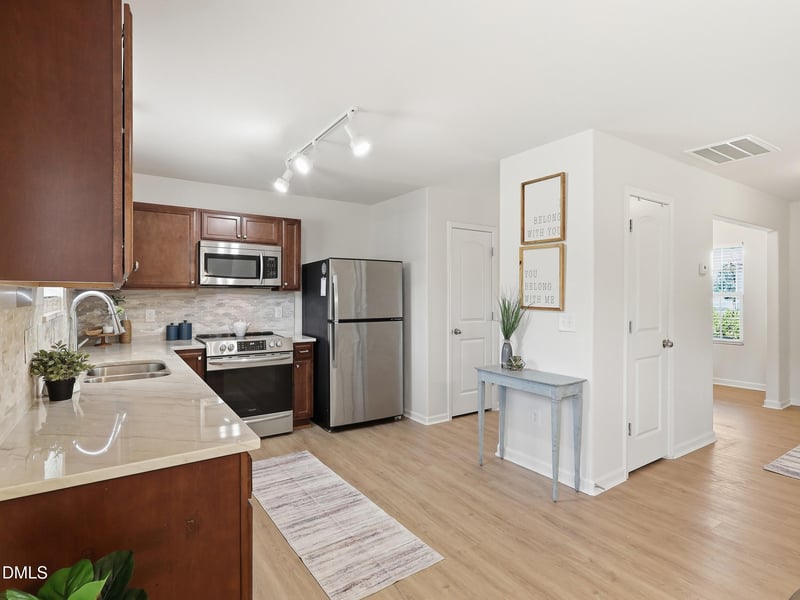 24 Thimbleweed Ln, Lillington, NC 27546