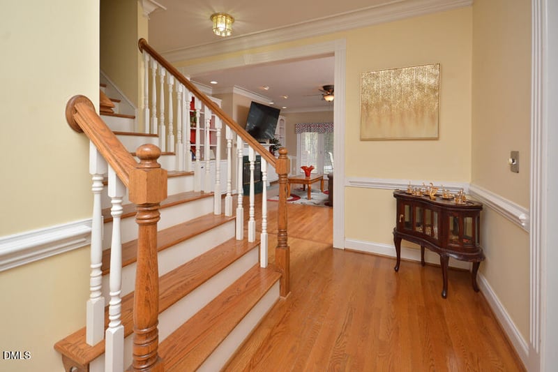 240 Coachlight Trl, Burlington, NC 27215
