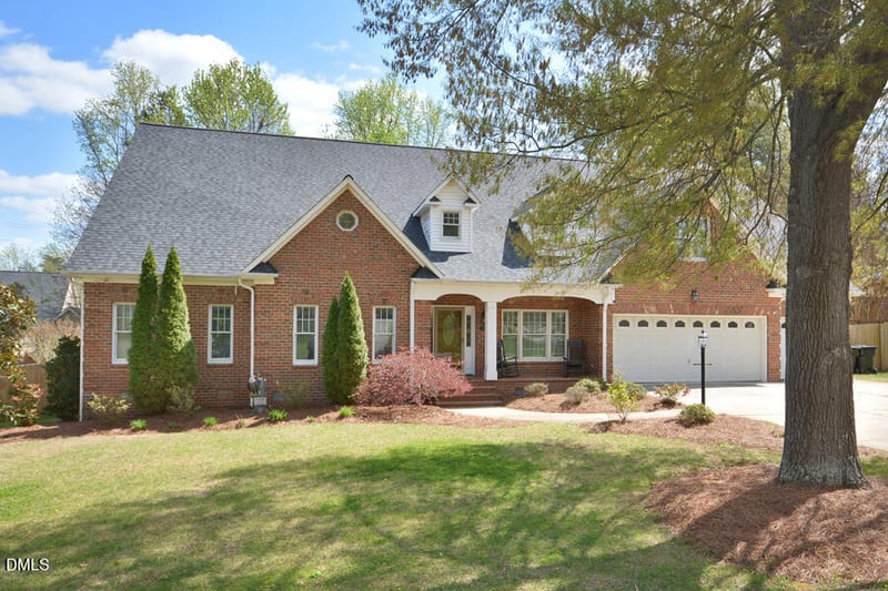 240 Coachlight Trl, Burlington, NC 27215