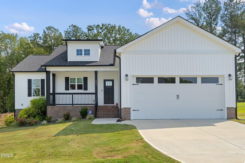 240 Sourgum Ct, Zebulon, NC 27597