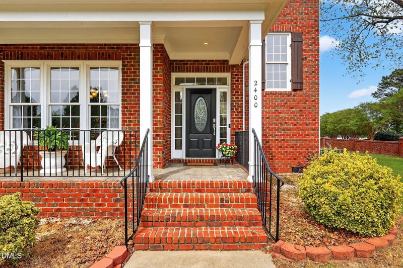 2400 Stewart St, Fuquay Varina, NC 27526