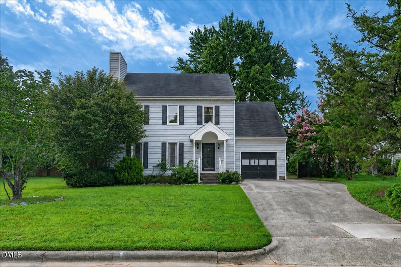 2408 Cookshire Dr, Raleigh, NC 27604