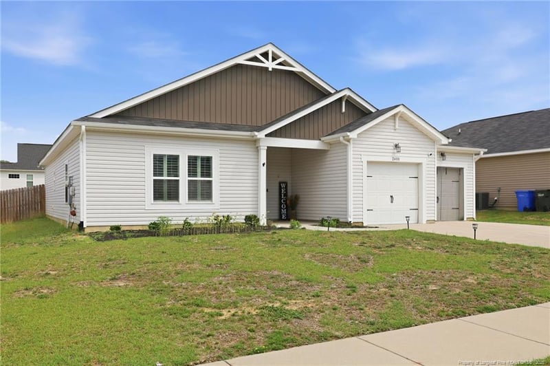 2408 Spinning Wheel Rd, Fayetteville, NC 28306
