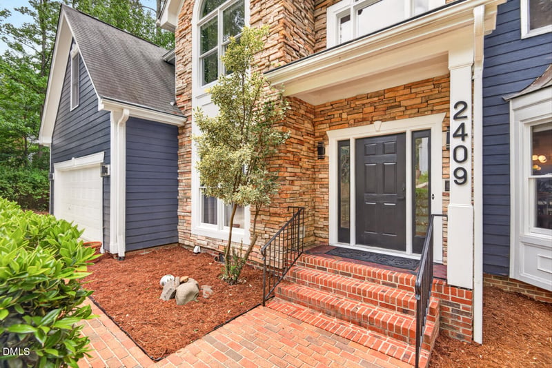 2409 Pathway Dr, Chapel Hill, NC 27516