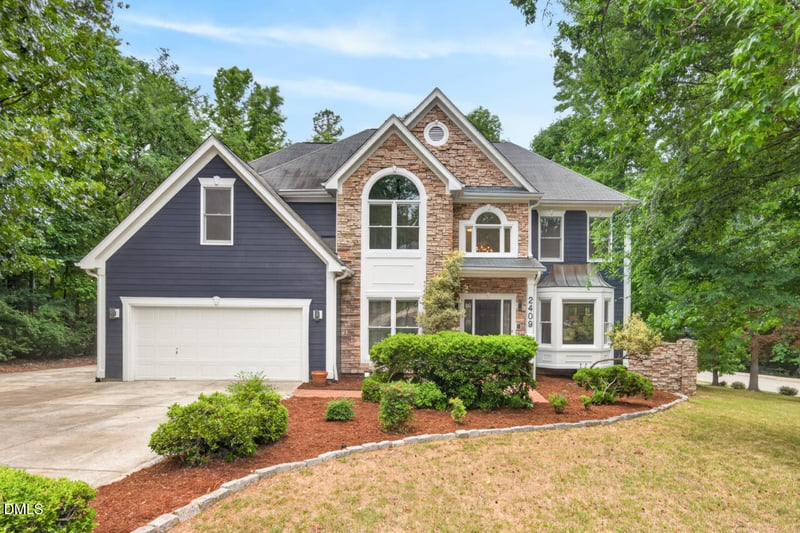 2409 Pathway Dr, Chapel Hill, NC 27516