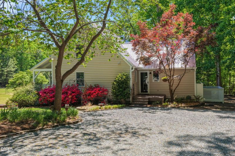241 Windsor Rd, Chapel Hill, NC 27516