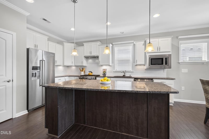 2414 Bloomsbury Manor Dr, Durham, NC 27703