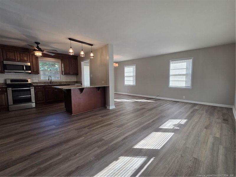 2415 Raeford Rd, Fayetteville, NC 28305