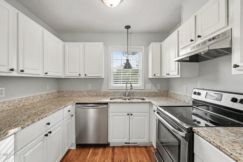 2416 Kingsboro Rd, Raleigh, NC 27610