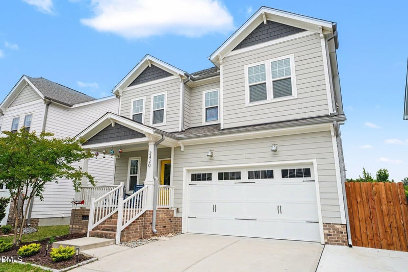 2420 Glade Mill Ct, Fuquay Varina, NC 27526