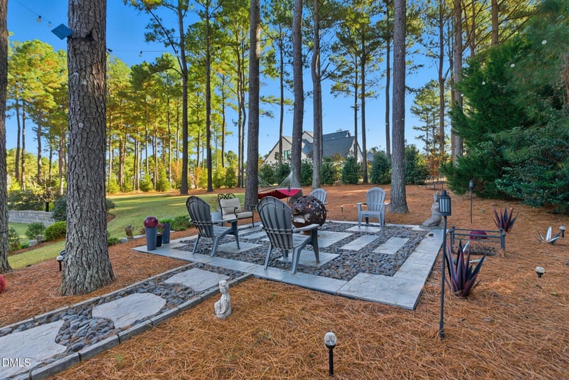 2424 Heartley Dr, Raleigh, NC 27615