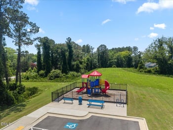 2424 Pikes Peak Dr, Raleigh, NC 27616