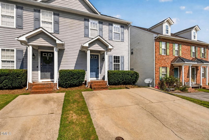 2425 Bay Harbor Dr, Raleigh, NC 27604