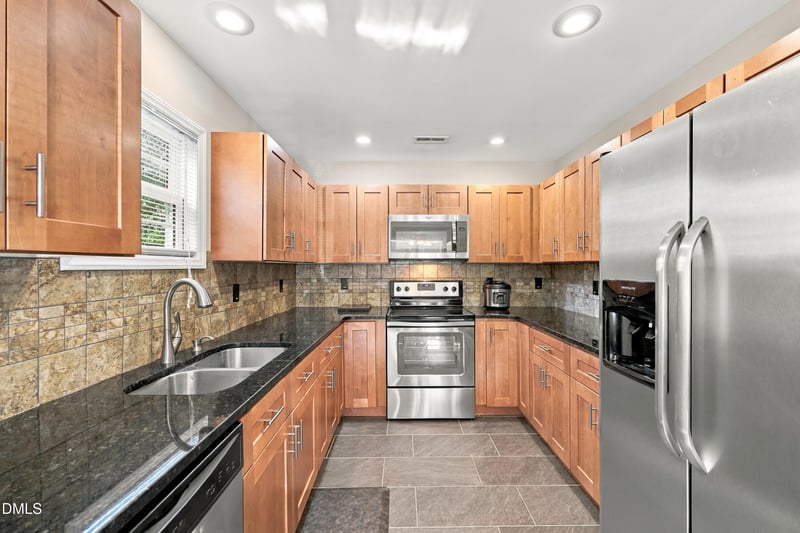 2426 Wood Duck Dr, Graham, NC 27253