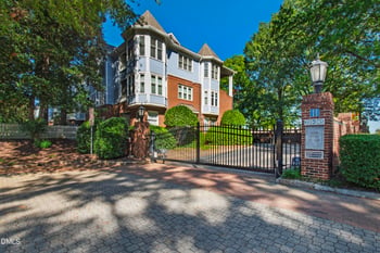 243 New Bern Pl #301, Raleigh, NC 27601
