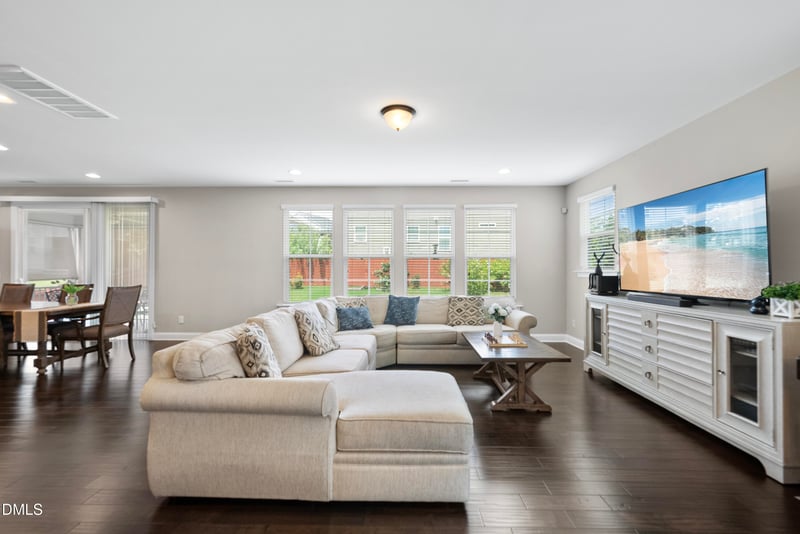 2430 Braxton Wood Ln, Apex, NC 27523