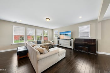 2430 Braxton Wood Ln, Apex, NC 27523
