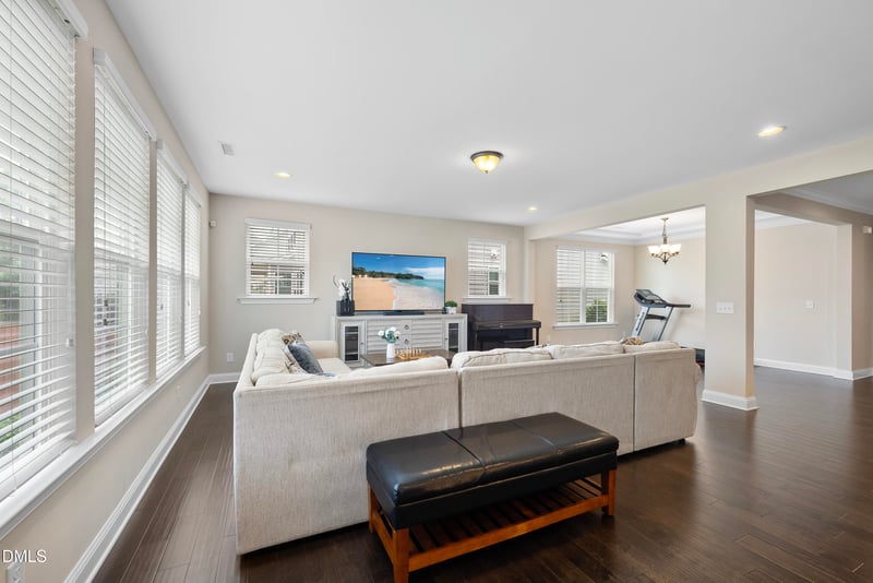 2430 Braxton Wood Ln, Apex, NC 27523