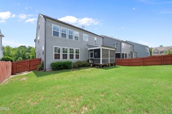 2430 Braxton Wood Ln, Apex, NC 27523