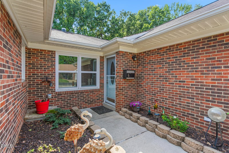 2435 Moran St #6f, Burlington, NC 27215