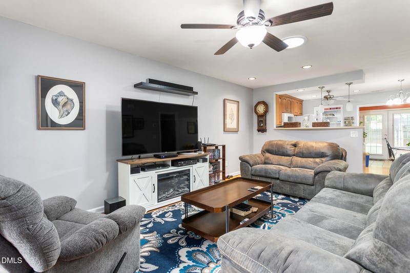 2435 Moran St #6f, Burlington, NC 27215